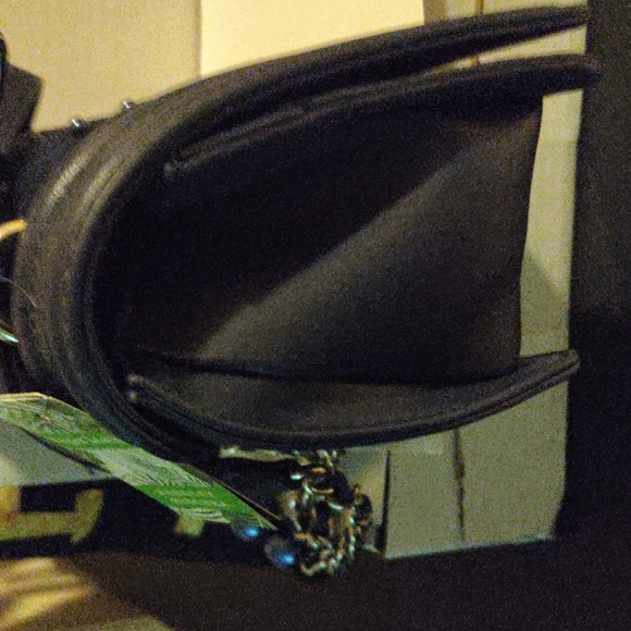 BADGLEY MISCHKA VEGAN LEATHER SHOULDER BAG...[N.W.T.] - Picture 15 of 16